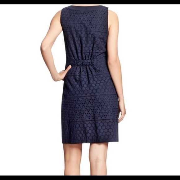 Banana Republic Navy Blue eyelet fully lined dress with size zipper, like new - Picture 3 of 8